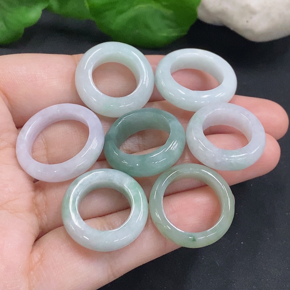 F34962126 Jadeite Pendants Sell as a Lot