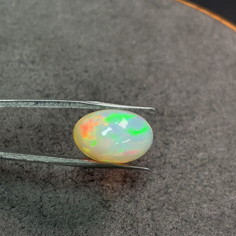 C34038552 Opal Rough Stone Total Weight Approx. 7.77 Carats
