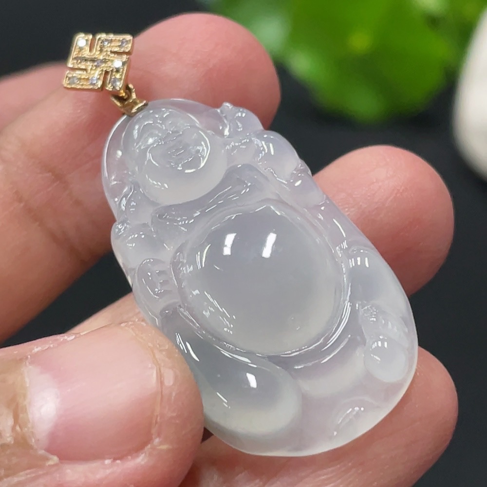 F30557813 Jadeite Maitreya Pendant with 18K Gold Clasp, Total Weight Approx. 5.66g