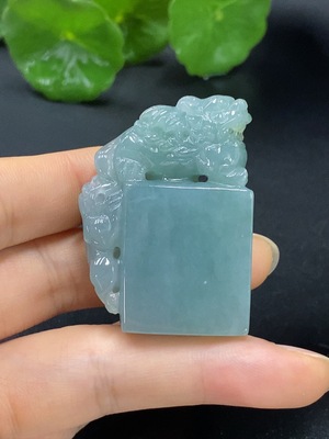 F29363425 JadeitePi Xiu Seal, Total Weight Approximately 44.36g
