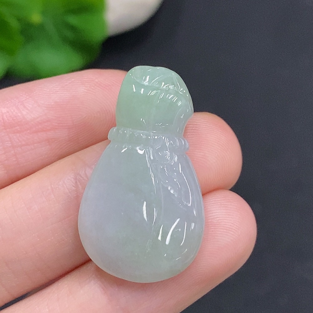 F33907607 Jadeite Money Bag Pendant, Total Weight Approx. 5.6g