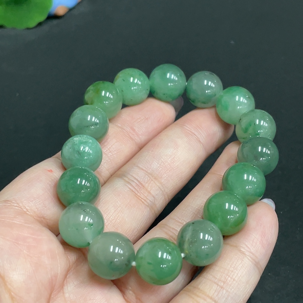 H33846994 African Emerald (Dulong Jade)