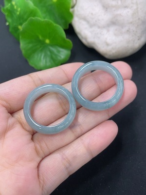 F46566130 翡翠指环 圈口20 一手走 货品总重约8g
