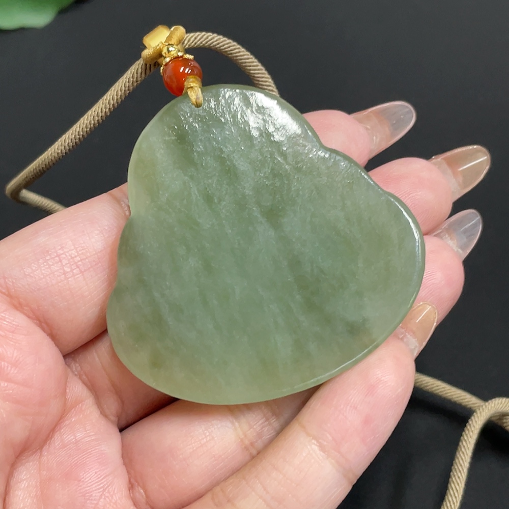 H32767325 Hetian Jade Pendant - Buddha Figure - Total Weight (including rope): 50.5g