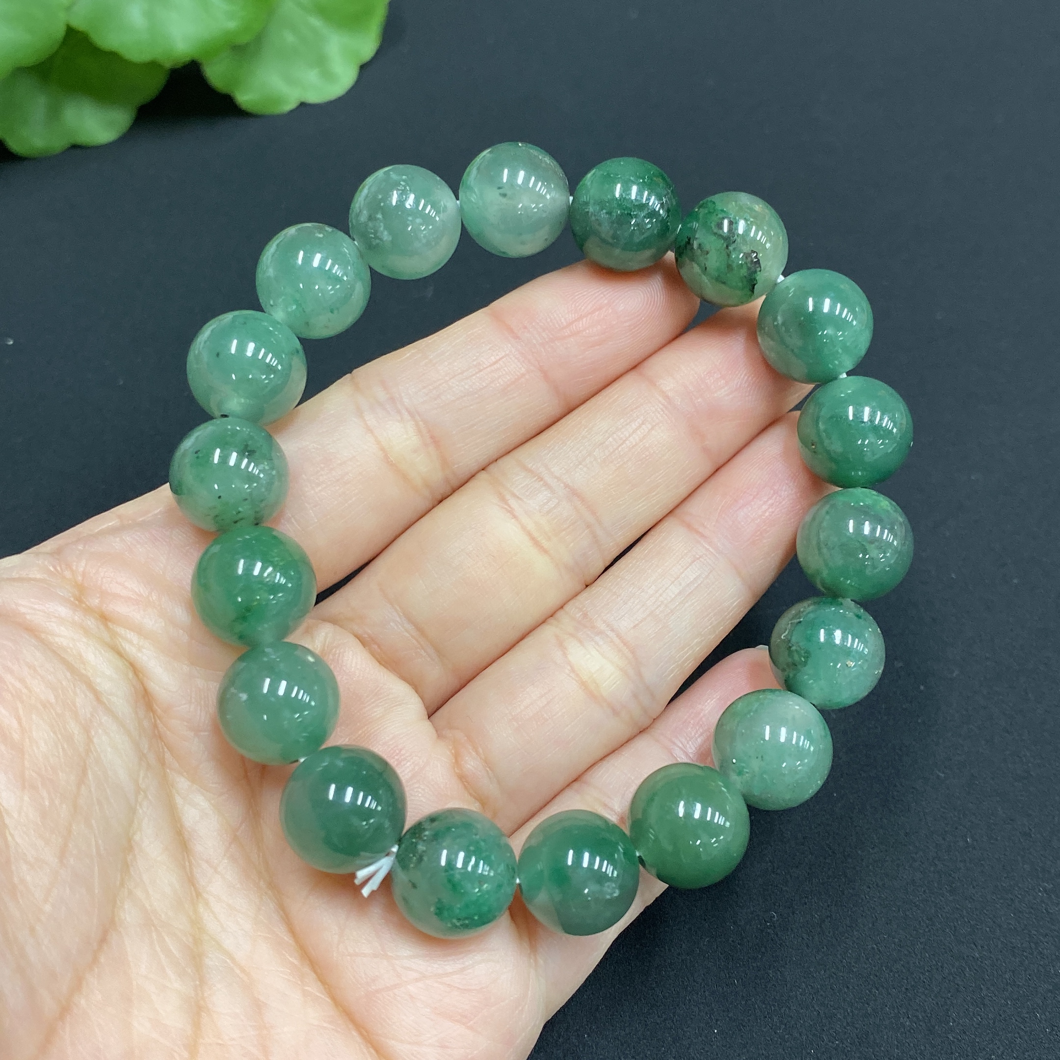 H34970747 African Emerald (Dulong Jade)
