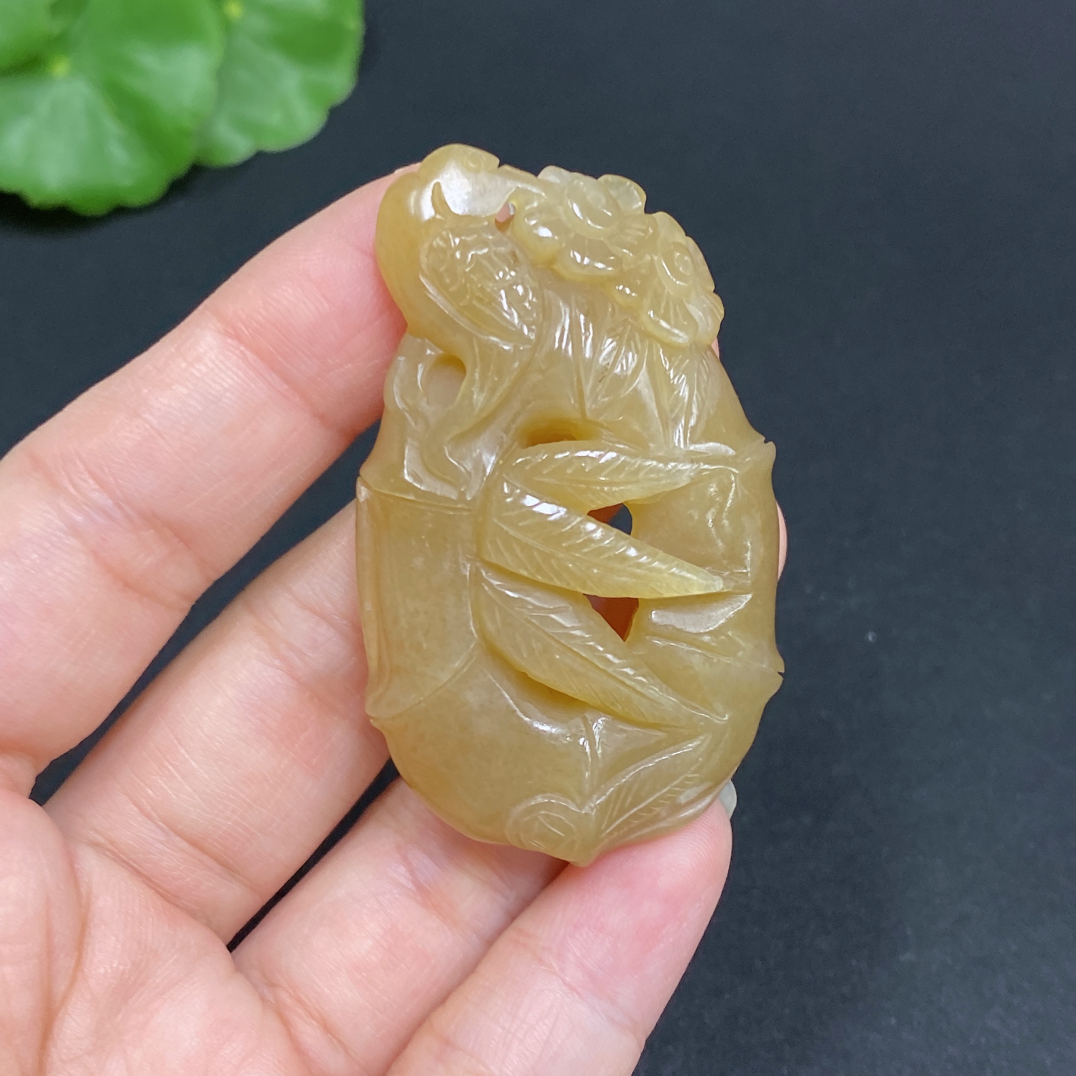 H34014808 Hetian Jade Pendant - Bamboo Announcing Peace, Total Weight Approx. 24.8g