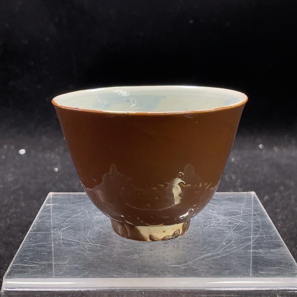 W27164441 Porcelain, Mint Condition, Qing Dynasty Soy-Glazed Blue and White "Abundance of Gold and Jade" Cup (subject to actual item)