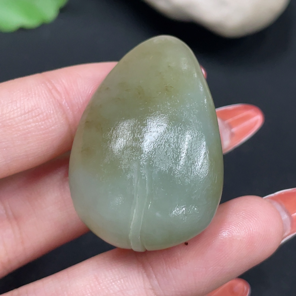 H34026157 Hetian Jade Pendant Guanyin Total Weight Approx. 27.2g