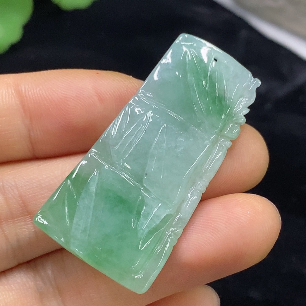 F31639940 Jadeite Bamboo Pendant Total Weight Approximately 10.52g