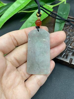F0753971 Jadeite Plain Pendant with Crack