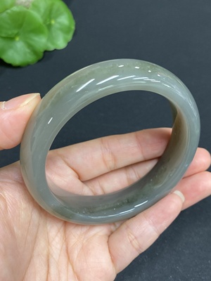 H34987079 Hetian Jade Round Bracelet Size 57.8 Total Weight Approx. 67.9g