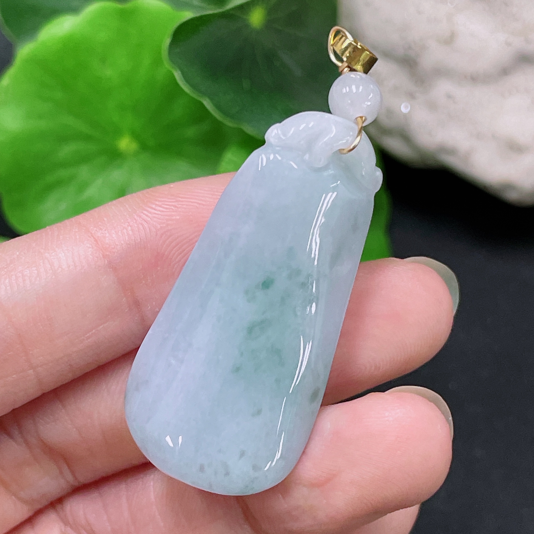 F33894142 Jadeite Auspicious Melon Pendant Total Weight Approx. 14.2g (Non-Gold Inlaid)