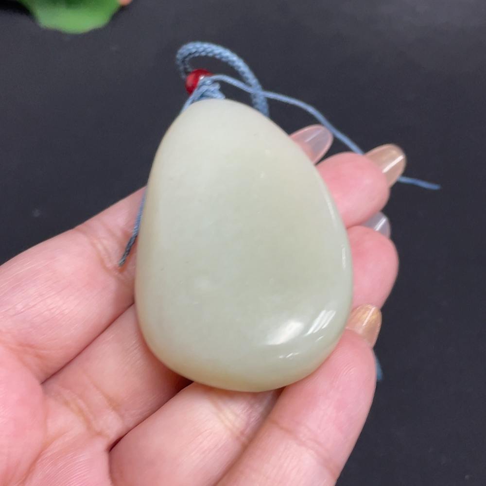 H32698548 Hetian Jade Pendant Guanyin Total Weight Approx. [with rope] 49.2g
