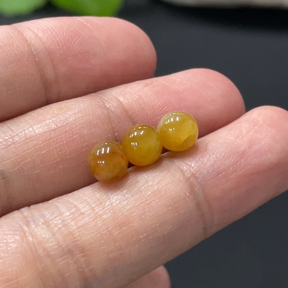 F31610734 Jadeite Beads Approx. 5.5mm Color Origin Undetermined