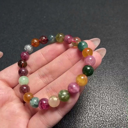 C34008466 Tourmaline Bracelet with Visible Organic Matter and Other Mineral Components, Total Weight Approx. 16.47g, Bead Size ~7.5mm