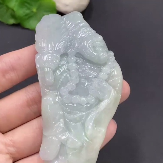 F16754463 Jadeite Jigong Pendant