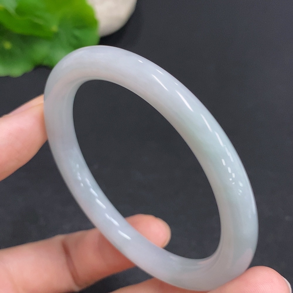 F33878275 Jadeite Round Bangle Total Weight Approx. 28.1g Size 52.7