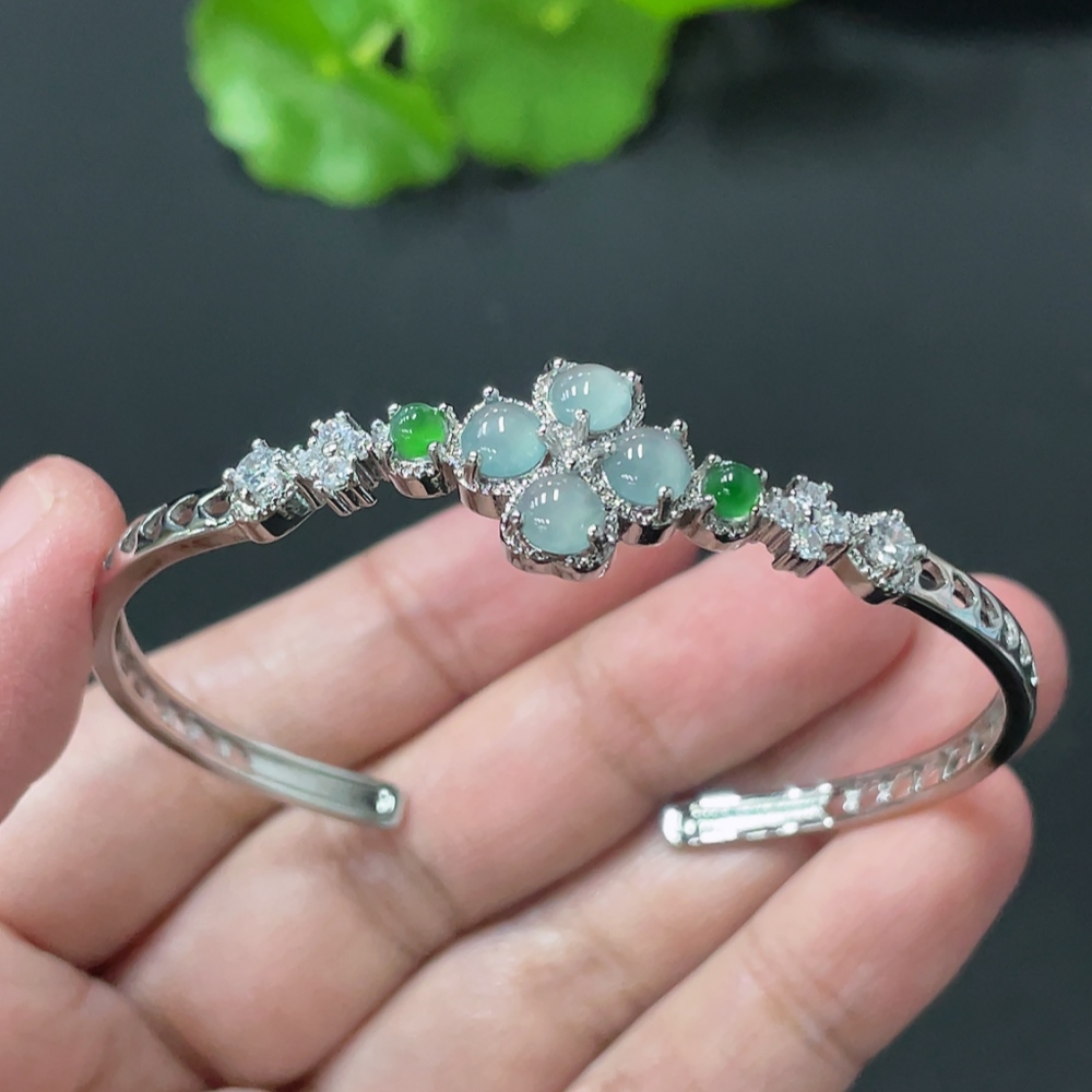 F35109707 Jadeite cabochon inlaid bracelet Non-gold inlaid Total weight about 7.5g