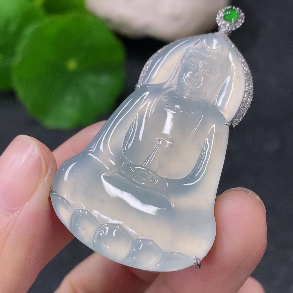F32799247 Jadeite inlaid Guanyin pendant 18k with diamond accents, total product weight approximately 9.63g
