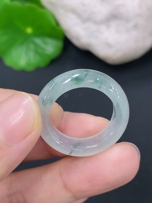 F41906343 翡翠戒圈 圈口14 货品总约重4.04g