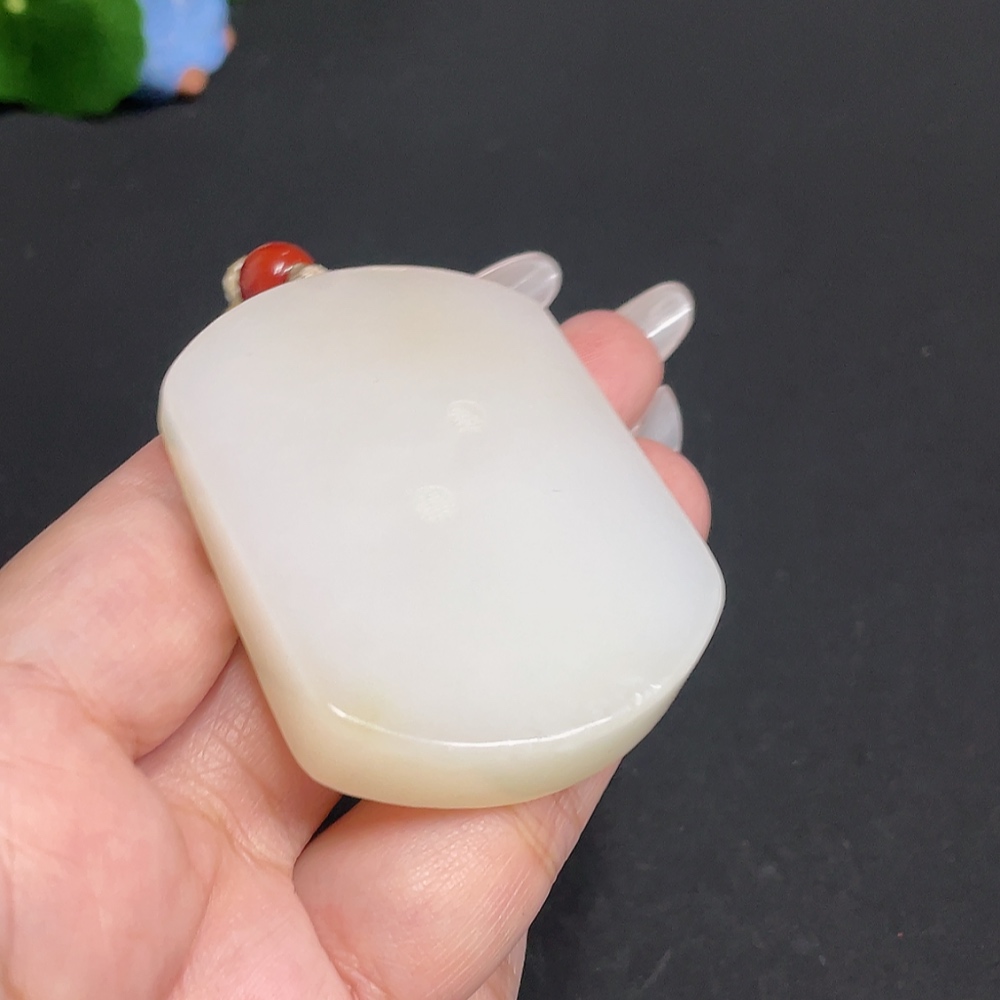 H27128764 Hetian Jade Pendant Guanyin with Non-Hetian Jade Beads Total Weight Approx. [with Rope] 62.7g