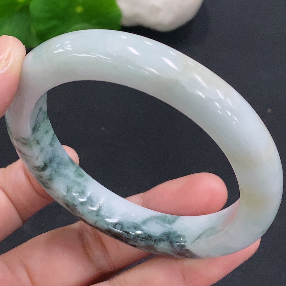 F33882947 Jadeite Round Bangle Size 55 Total Weight Approx. 56.2g (With Colored Polishing Powder) (Containing Other Mineral Components)