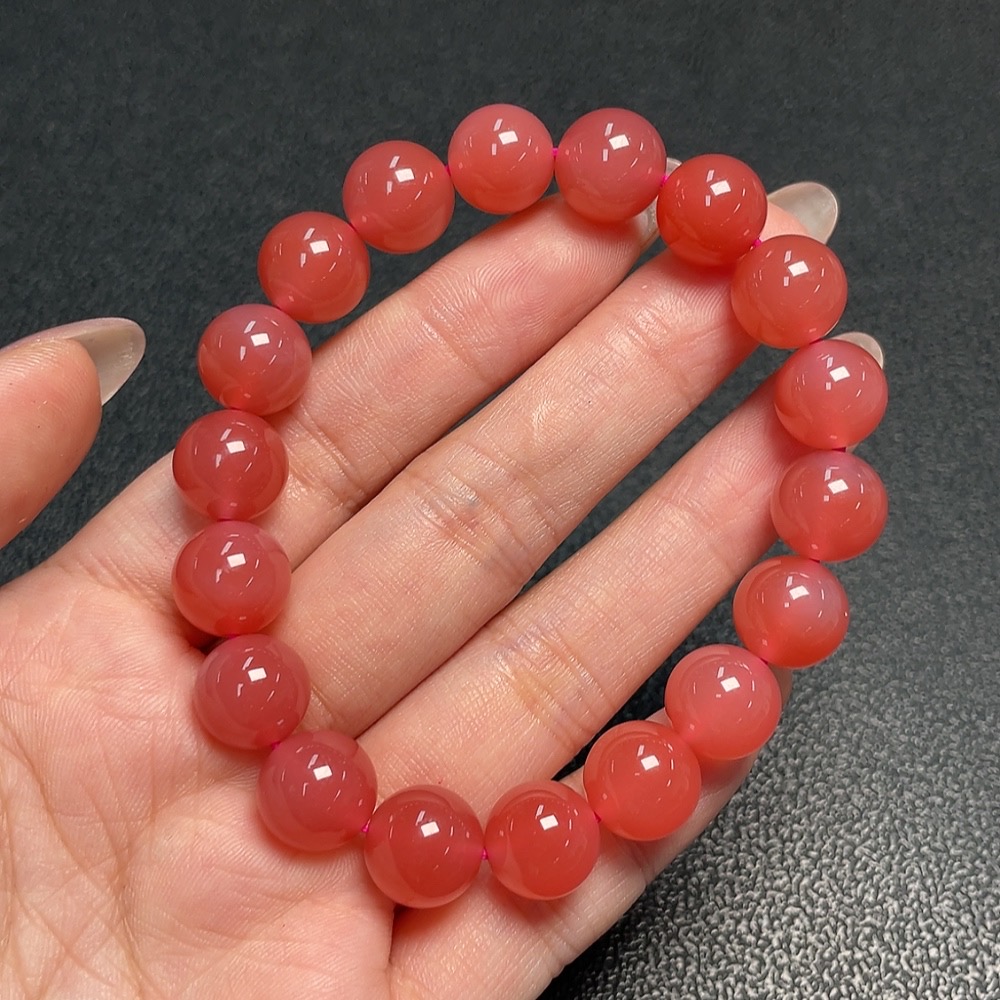 C34952465 South Red Agate Bracelet with Visible Organic Matter, Total Weight Approx. 34.88g, Size About 10.9mm