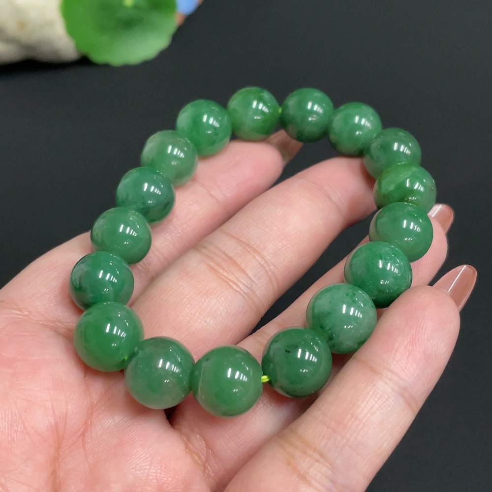 H34073849 African Emerald (Dulong Jade)