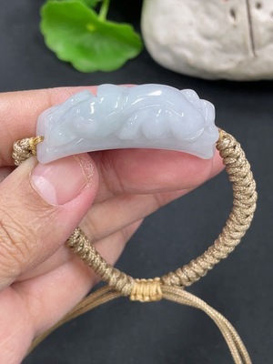 F39666099 Jadeite Hand Plate Total Weight Approx. 14.6g