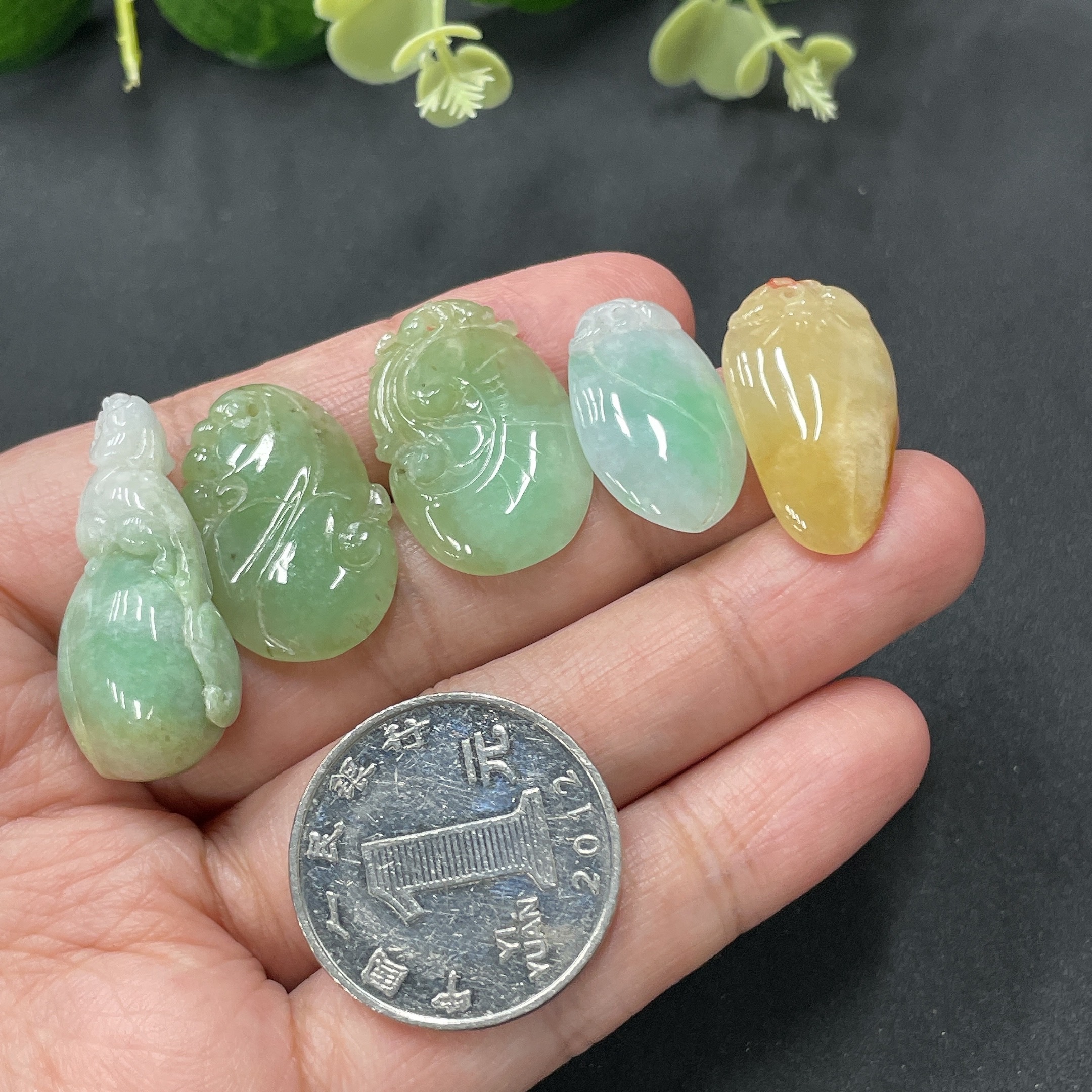 F10077538 Jadeite Pendants Sell as a Lot