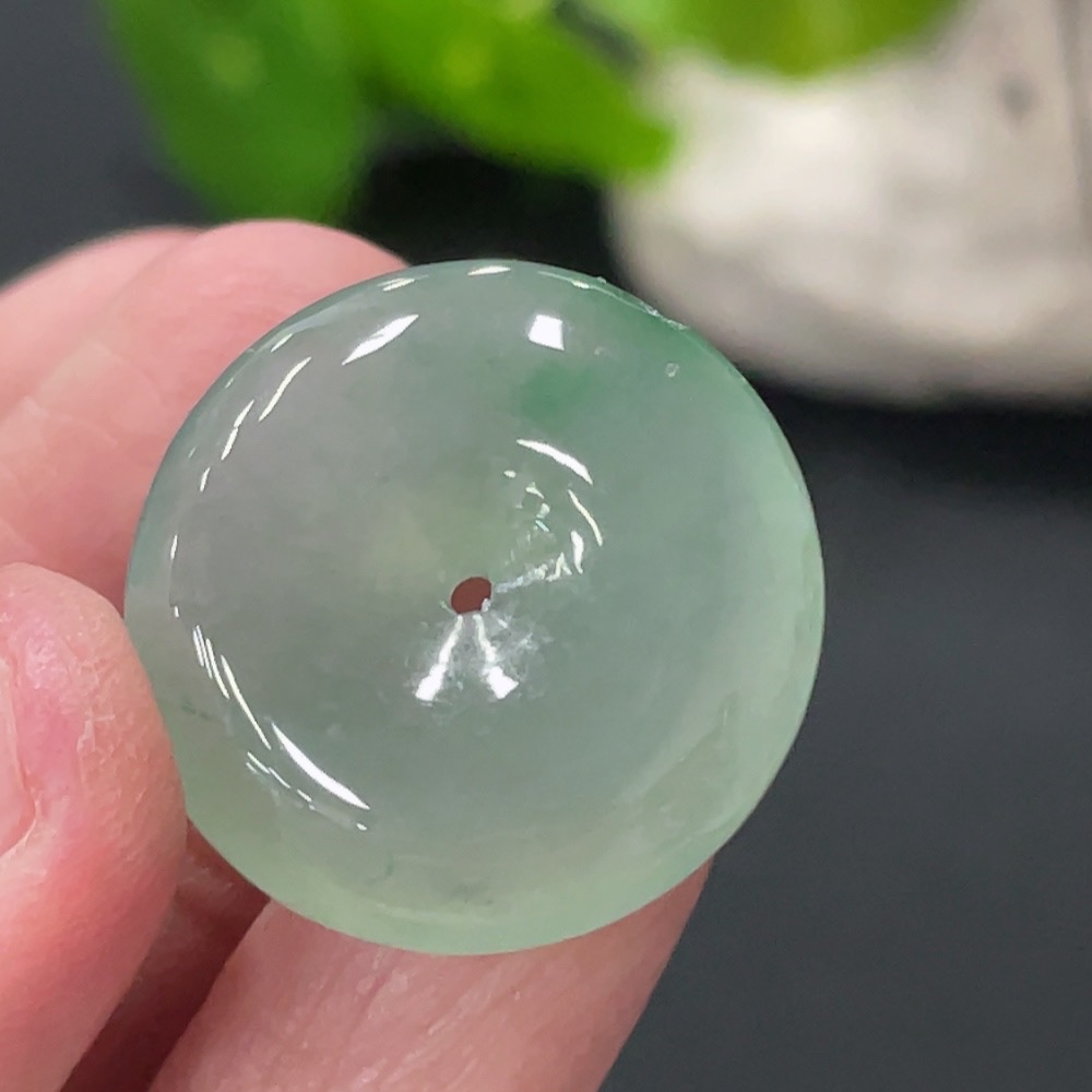 F34060956 Jadeite Pendant Safety Buckle Total Weight Approx. 5.53g