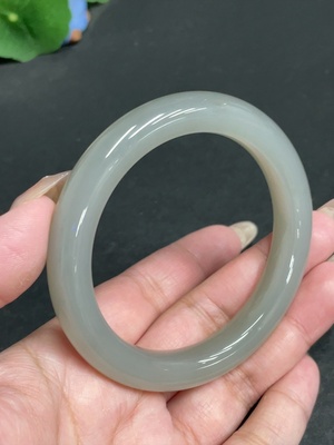 H30550949 Hetian Jade Round Bracelet Size 57.8 Total Weight Approx. 52.9g