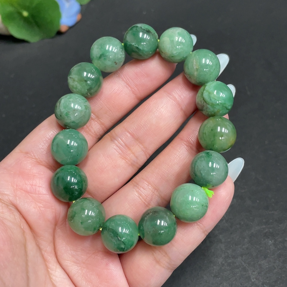H31573430 African Emerald (Dulong Jade)