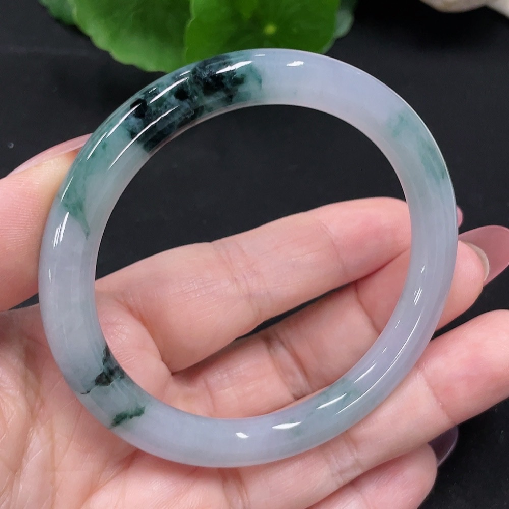 F34982369 Jadeite Round Bangle Size 53 Total Weight Approx. 29.8g (With Breakage/Damage) (Containing Other Mineral Components)