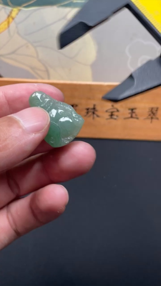 F34029323 Jadeite Buddha Pendant, Total Weight Approximately 6.31g