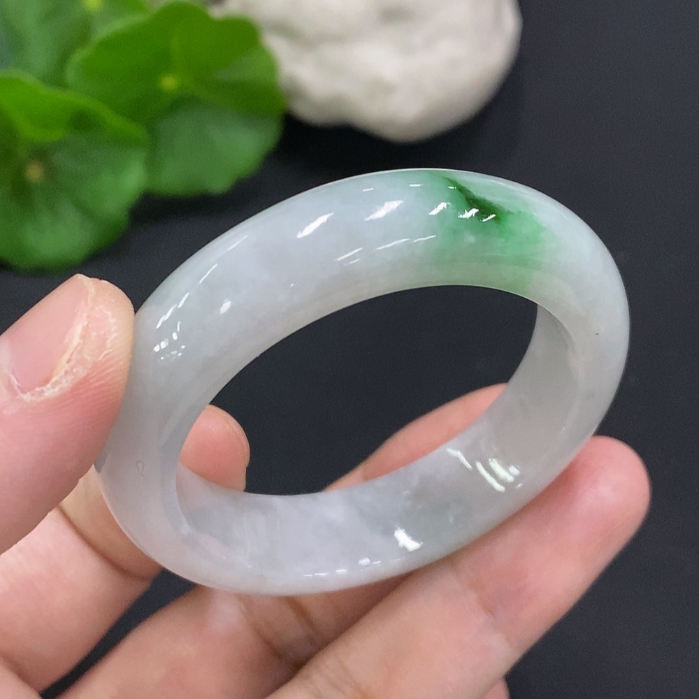 F34070713 Jadeite Bangle Size 40.4 Total Weight Approx. 33.47g