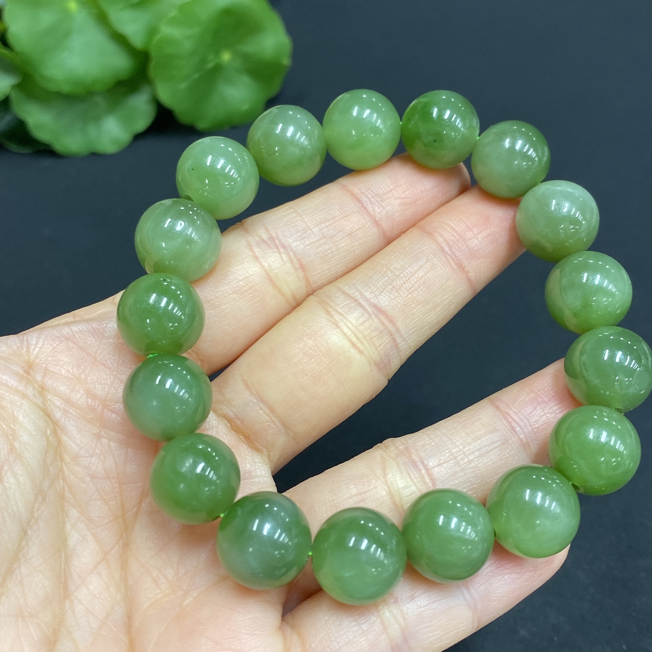H29329319 Hetian Jade Bracelet, Approx. 11.8mm Beads, Total Weight Approx. 45.3g