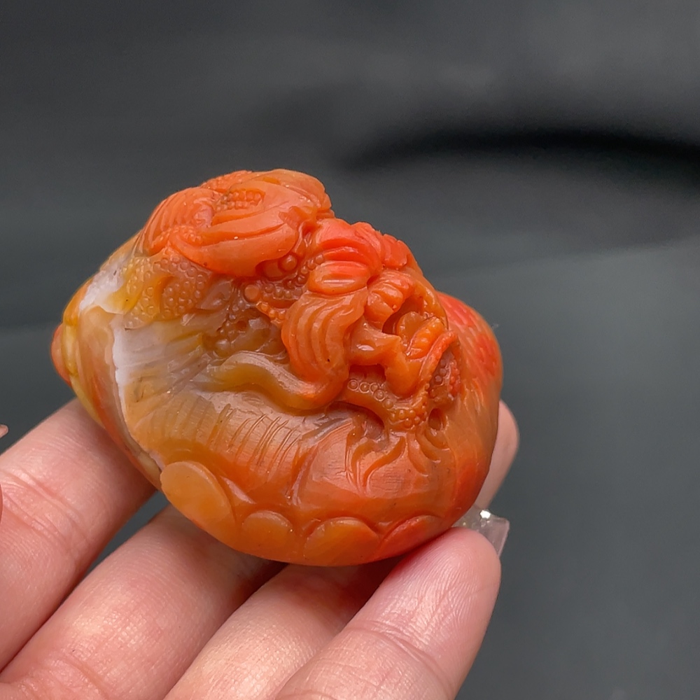 C14537414 South Red Agate Pendant Approx. 112.05g