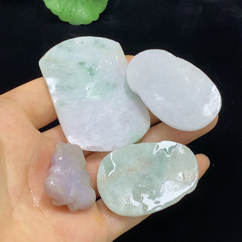 F34948915 Jadeite Rough Pendants Sell as a Lot