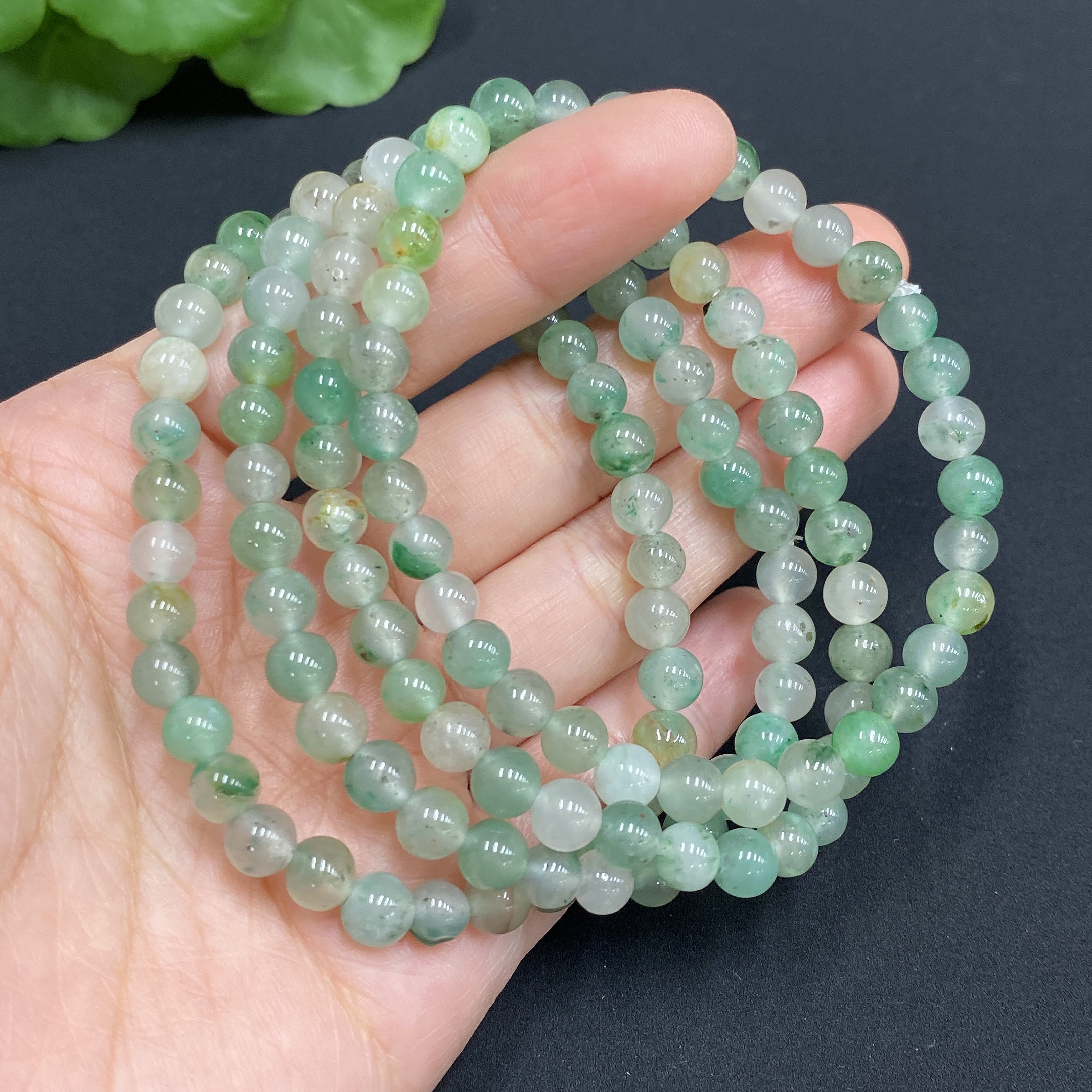 H34970760 African Emerald (Dulong Jade)