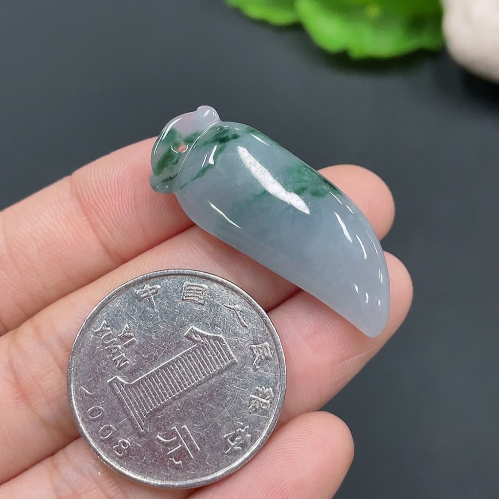 F22538009 Jadeite Auspicious Melon Pendant Total Weight 6.266g