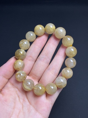 C46590748 水晶手串   卡14.5mm左右  货品总重约64.94克