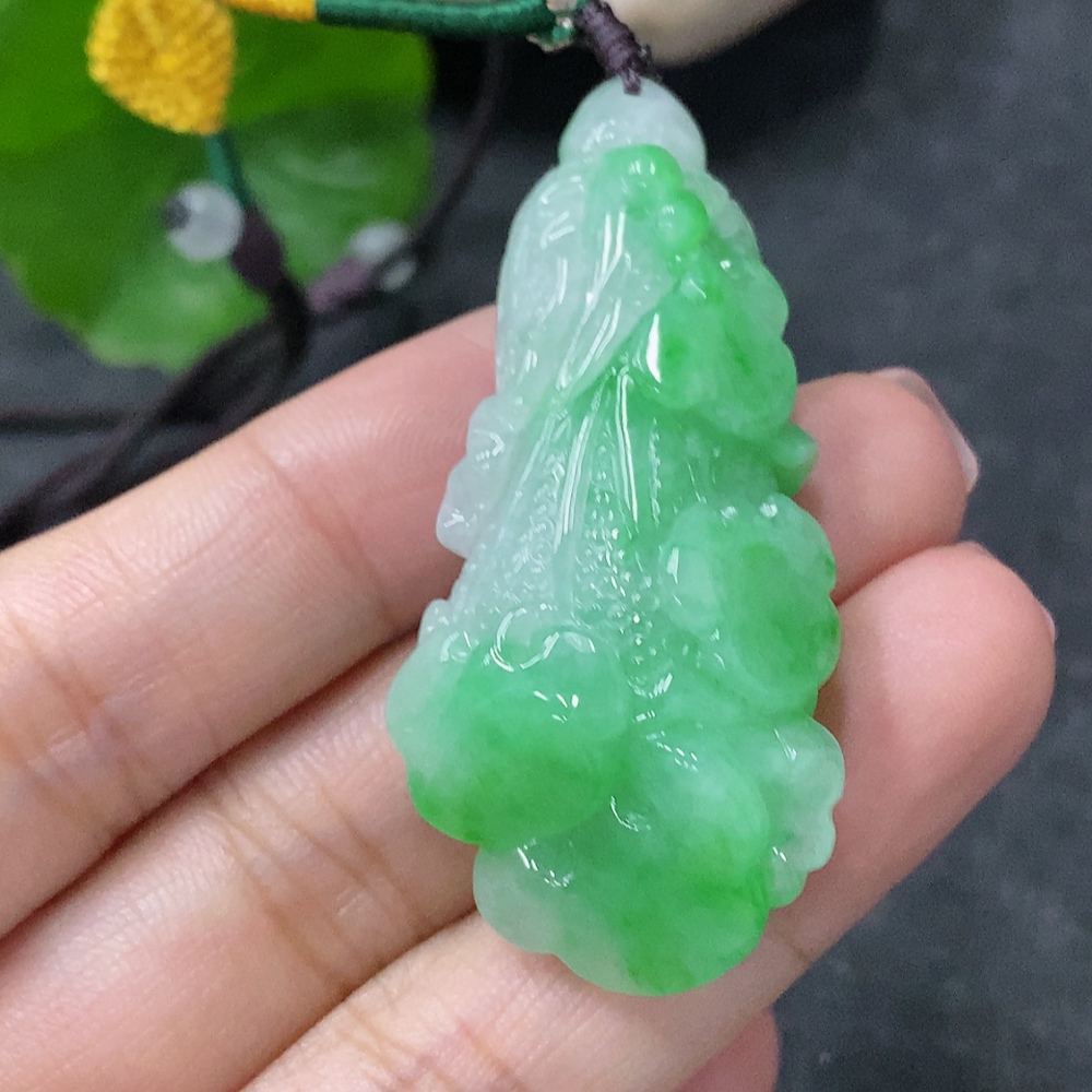 F34997809 Jadeite Pendant Cabbage Total Weight Approx. 18.7g with Rope