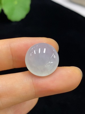 F34045364 Jadeite cabochon, total weight approx. 3.31g