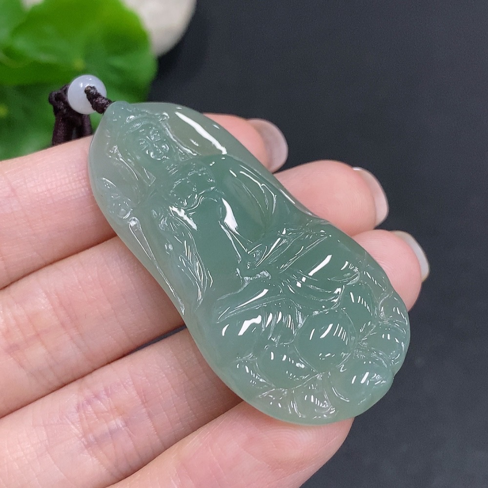 F34060346 Jadeite Guanyin Pendant Total Weight Approx. 17.8g (including rope weight)