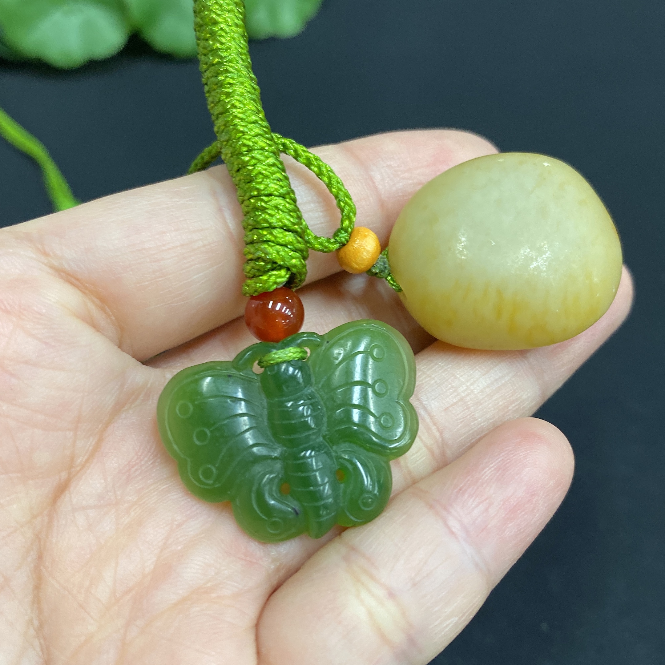 H31602537 Hetian Jade Pendant