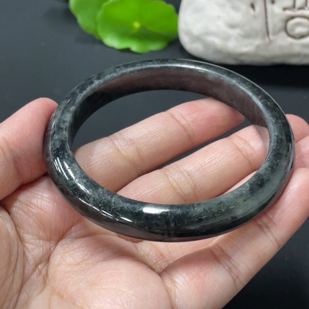 F29354084 Jadeite Round Bangle Total Weight Approx. 41.7g Size 55.7