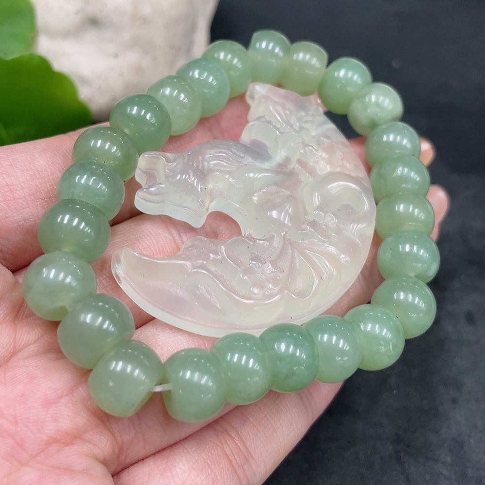 H32796764 Xiuyu (serpentine jade)