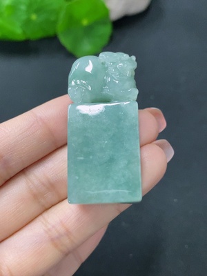 F27090573 Jadeite Pi Xiu Seal, Total Weight Approx. 30.27g