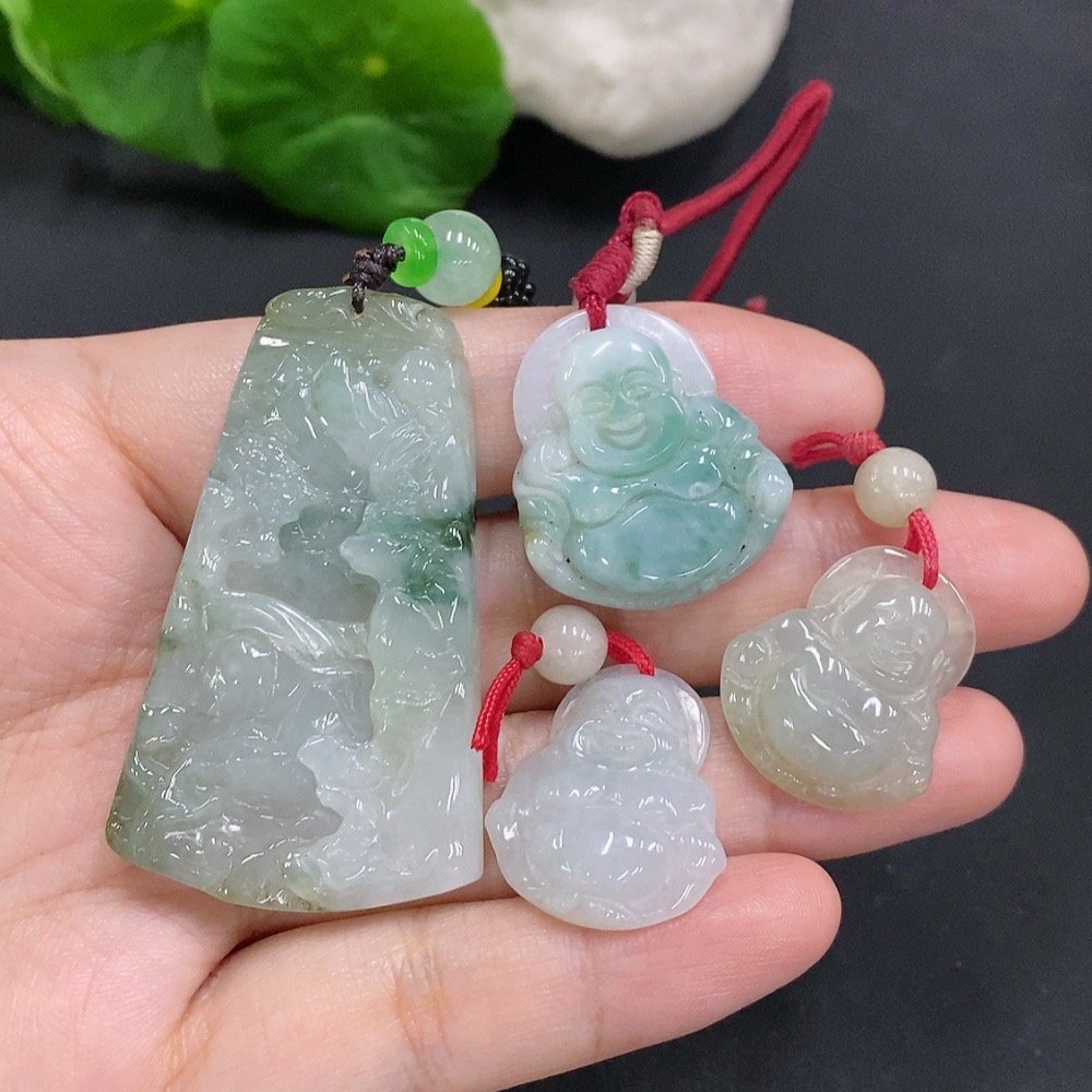 F34961446 Jadeite Pendant Sell as a Lot with Beads Non-Jadeite
